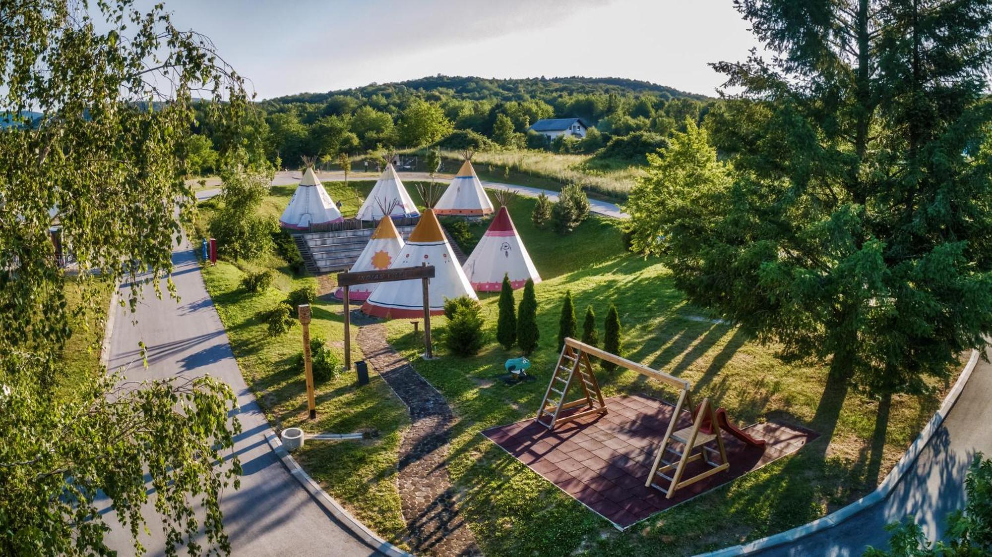 Plitvice Holiday Resort Grabovac  Exterior photo